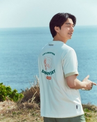 Постер «Discovery: Исследование неизведанного»